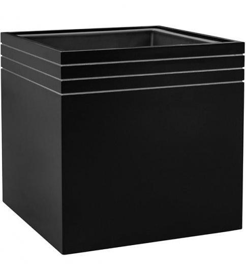Line-Up Square Planter IN\OUT