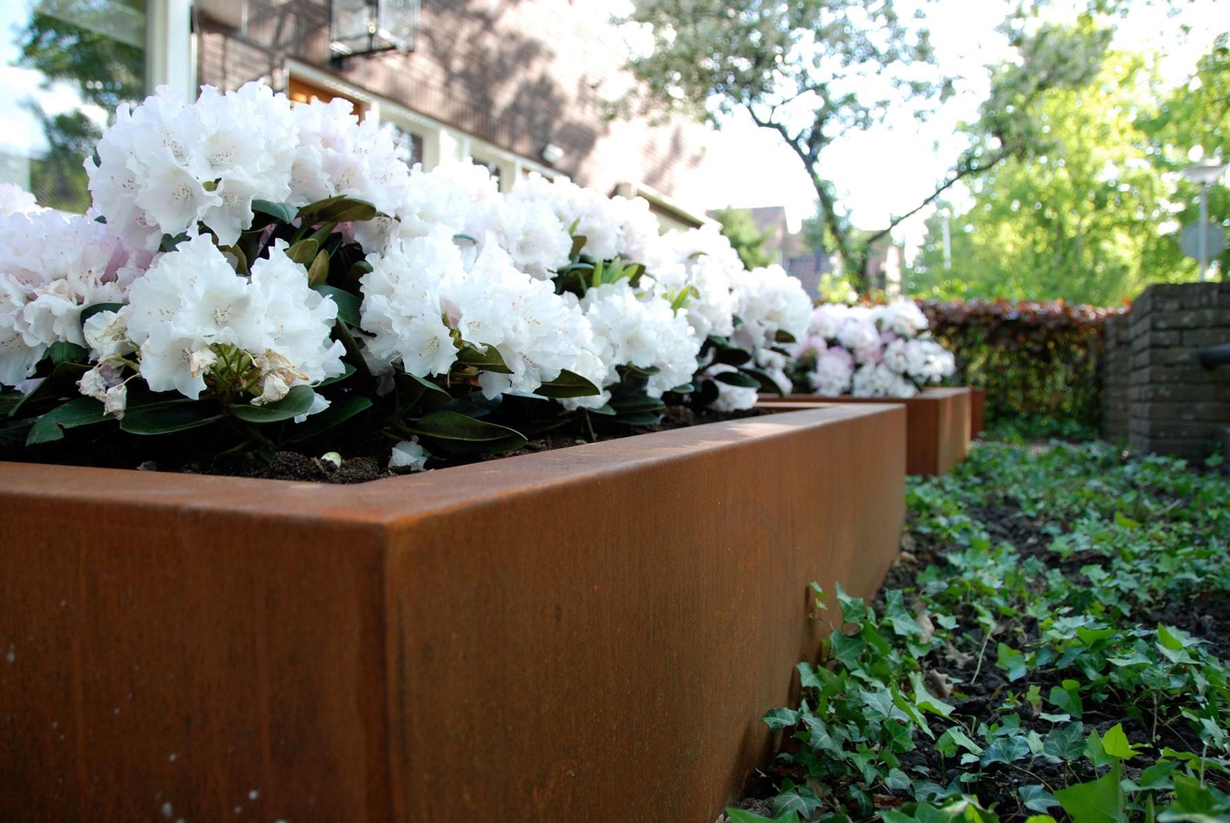 Andes Low Cube Corten Steel Outdoor Planter