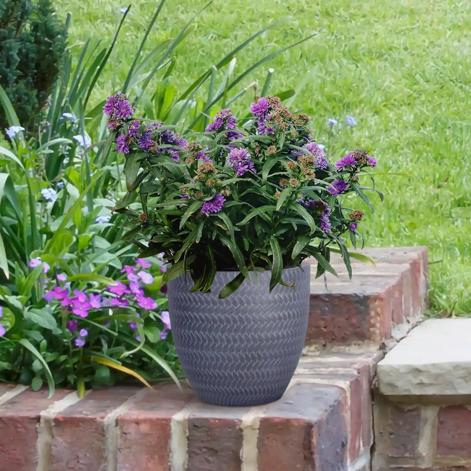IDEALIST Lite Plaited Style Round Planter Outdoor Plant Pot
