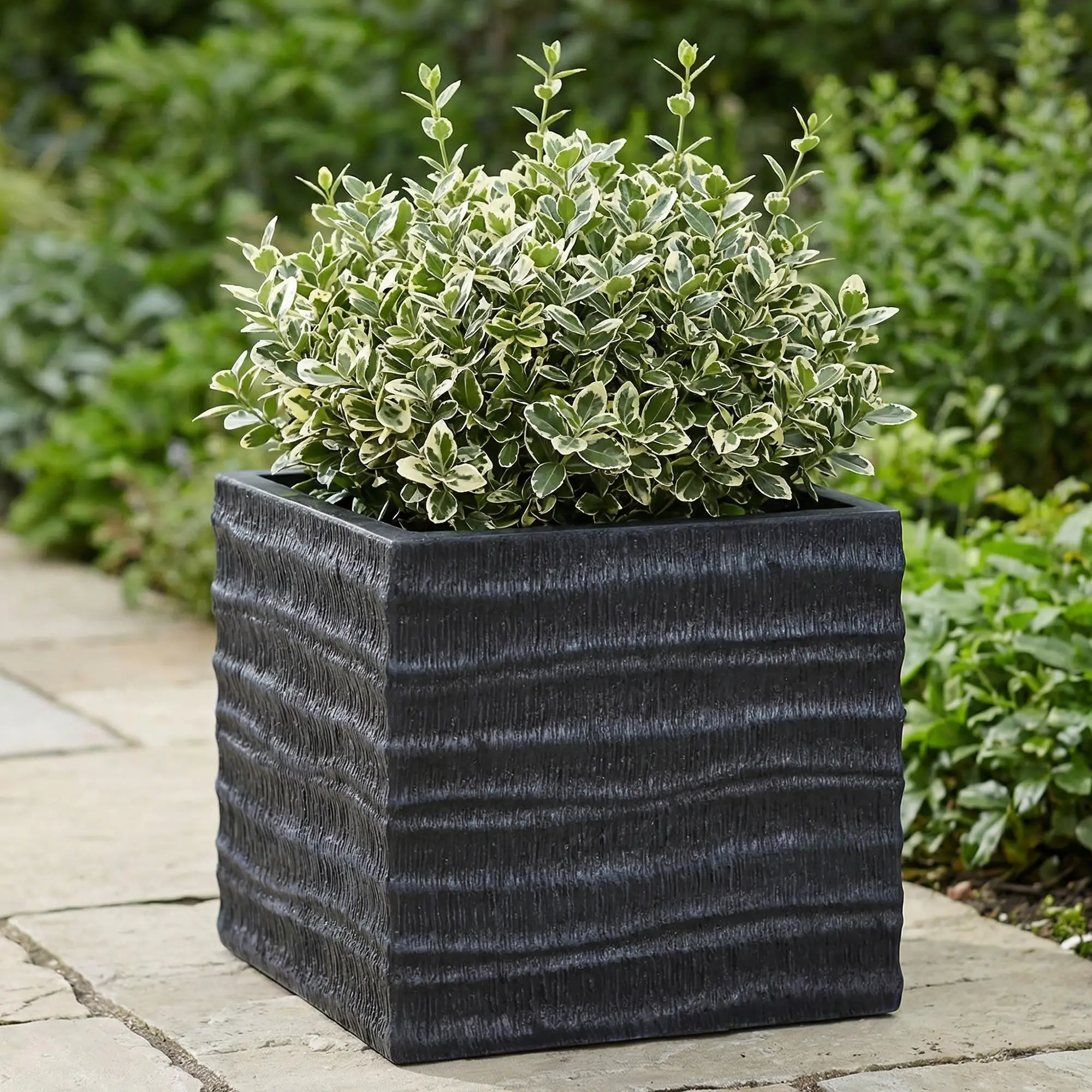 IDEALIST Lite Straw Ribbed Square Outdoor Planter