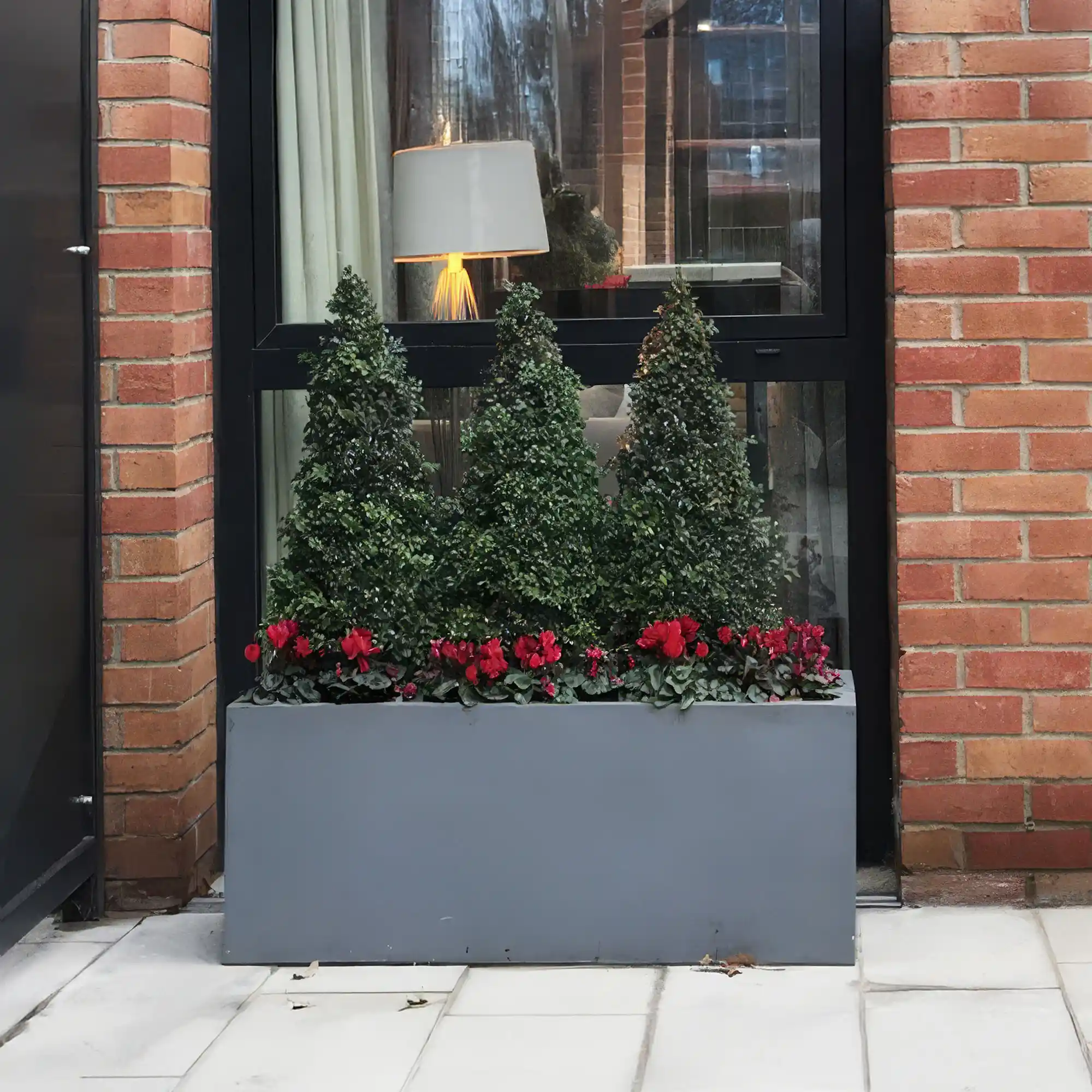 IDEALIST Lite Contemporary Light Concrete High Trough Planter