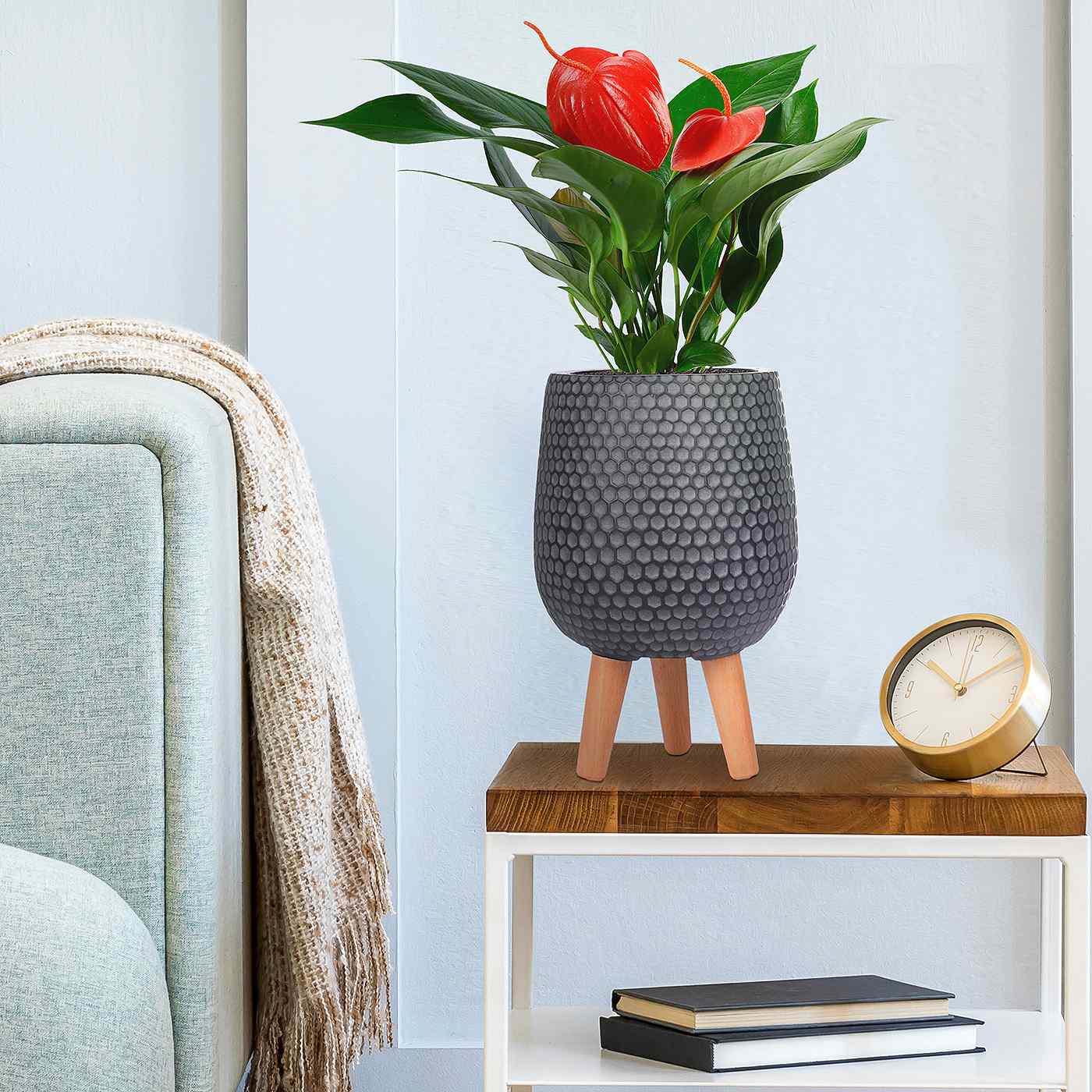 IDEALIST Lite Honeycomb Style Egg Planter on Legs, Round Pot Plant Stand Indoor