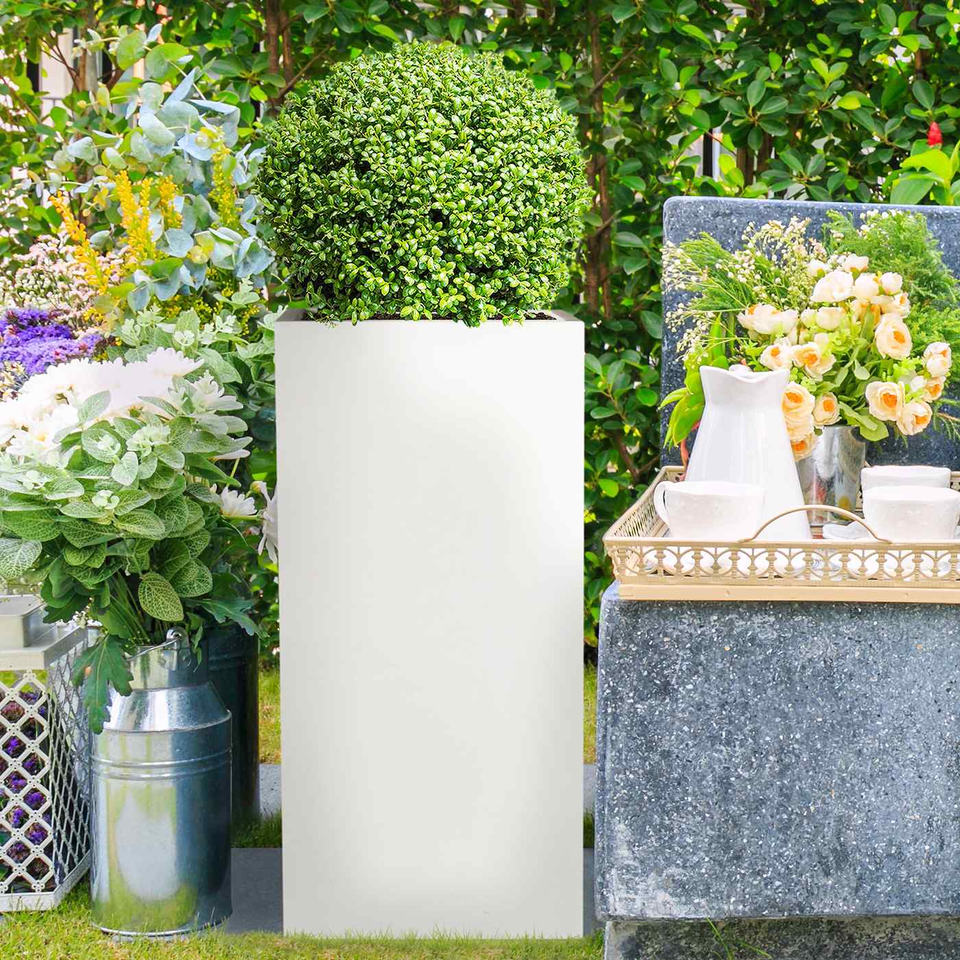 IDEALIST Lite Tall Square Contemporary Light Concrete Planter