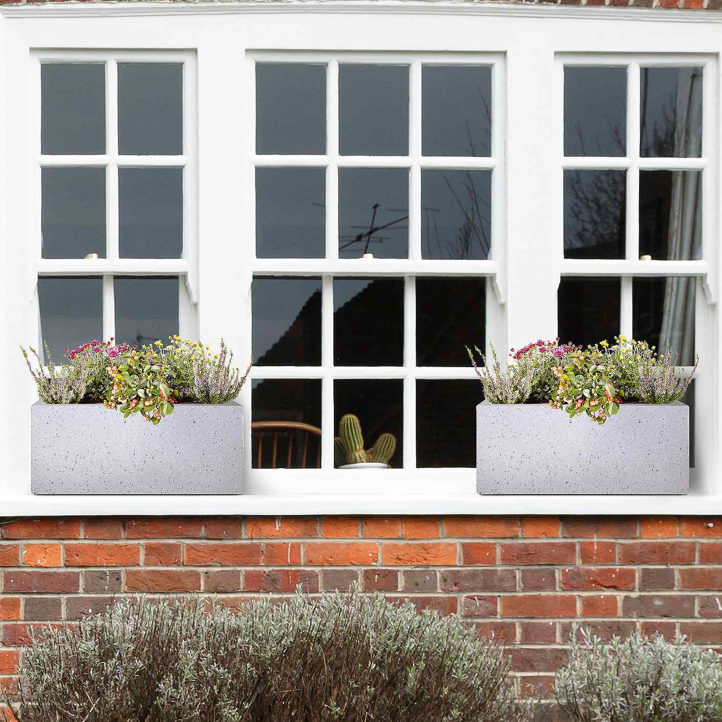 IDEALIST Lite Window Box Light Concrete Planter