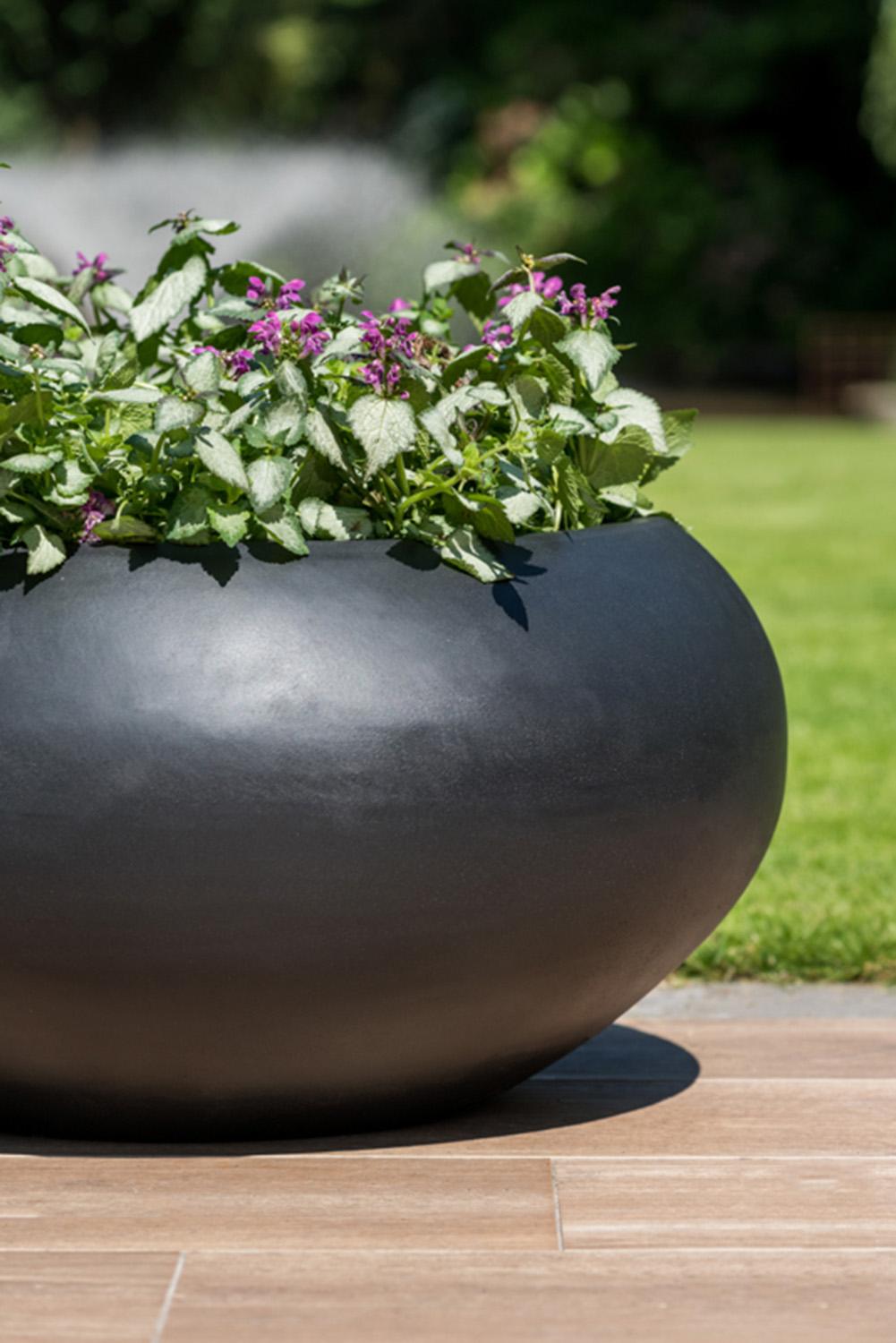 Fibrestone Cora Round Planter by Idealist Premium