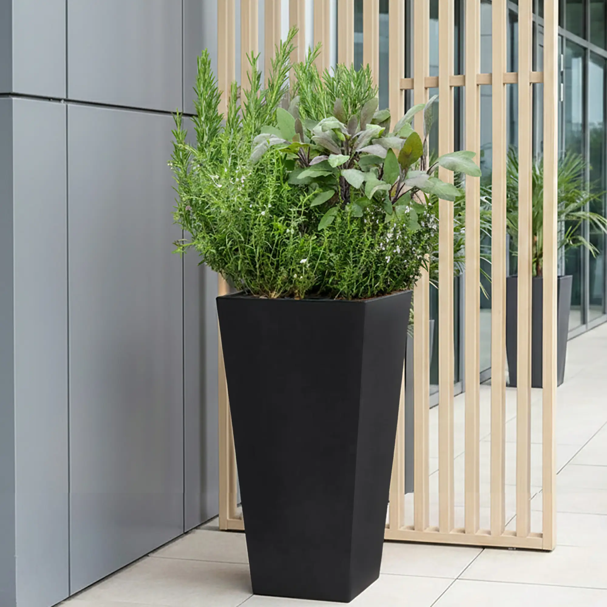 IDEALIST Lite Tall Tapered Contemporary Light Concrete Planter