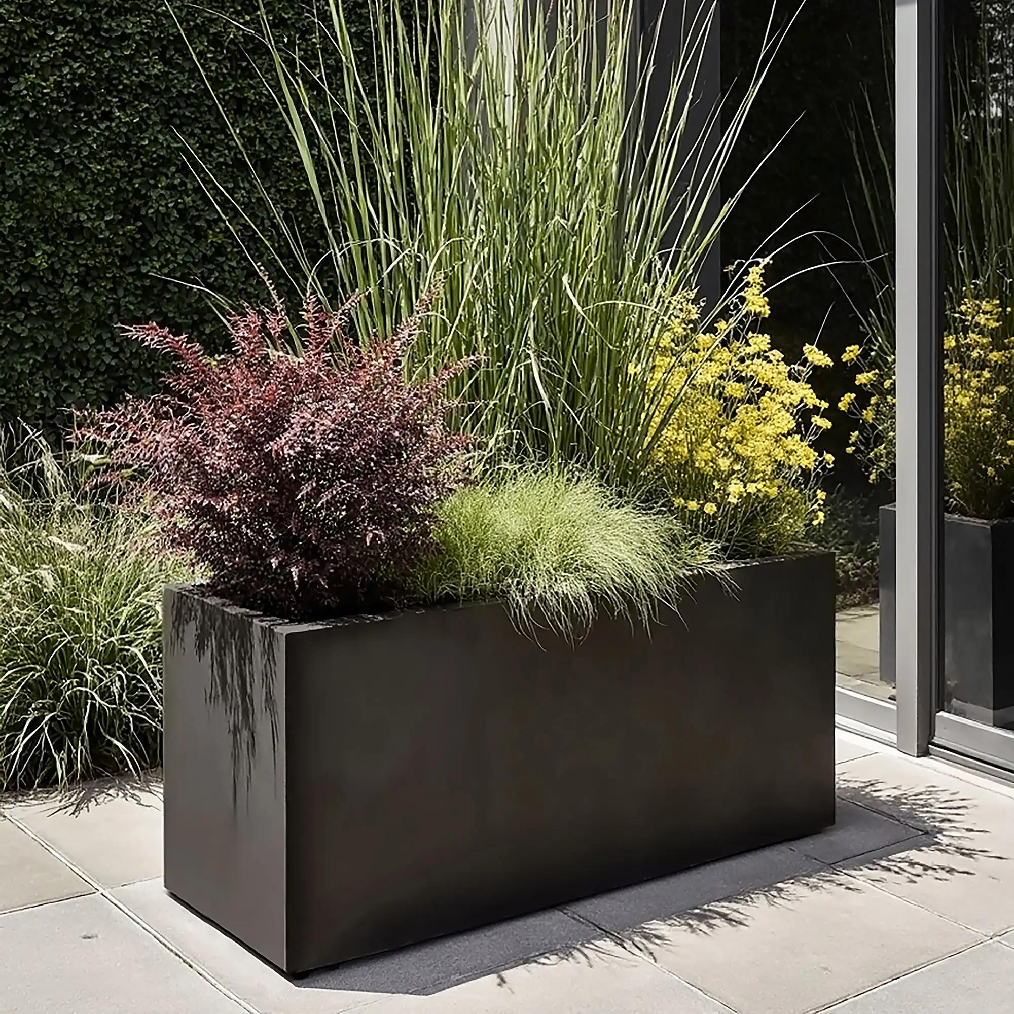 IDEALIST Lite Contemporary Light Concrete Trough Planter