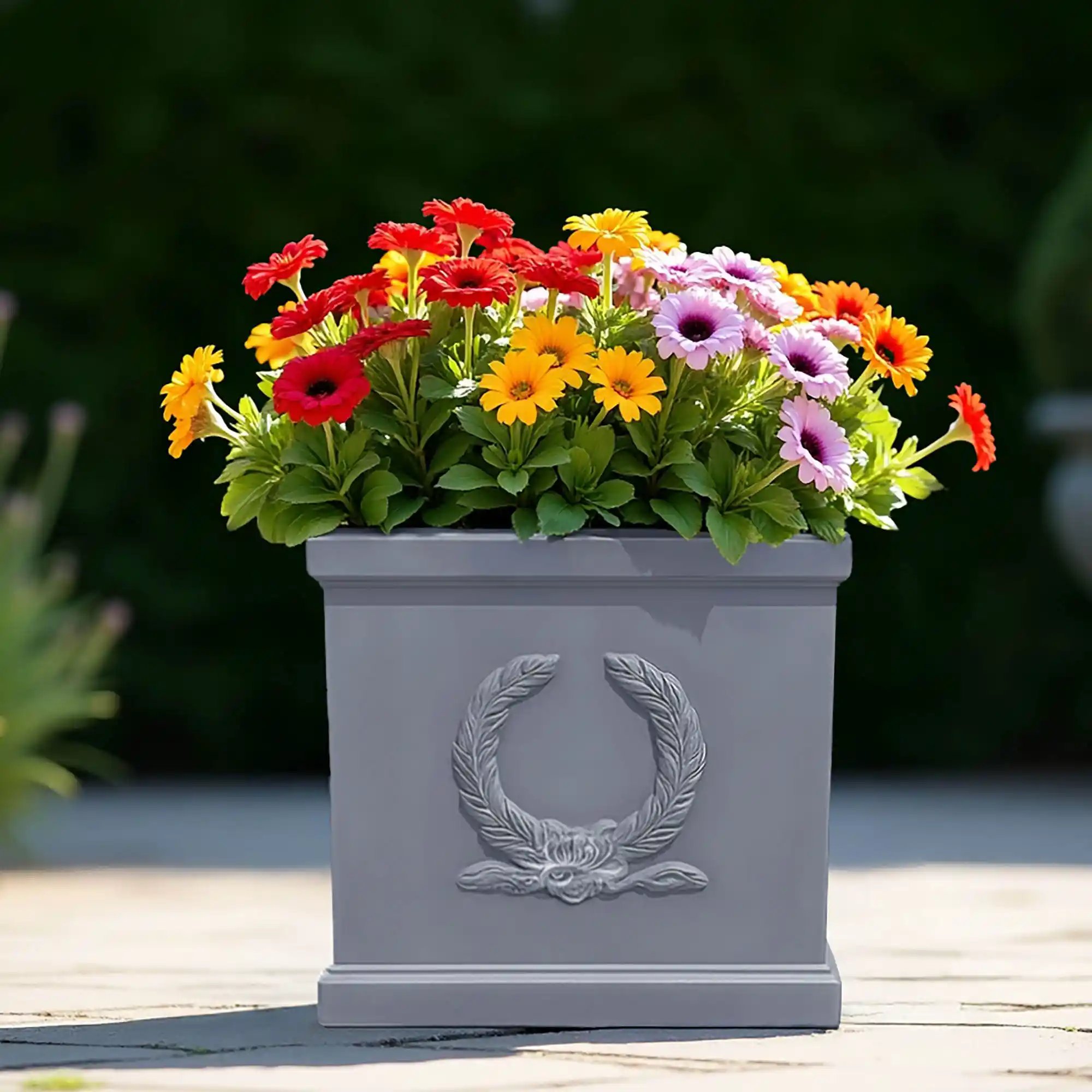 IDEALIST Kensington Light Stone Square Garden Planter