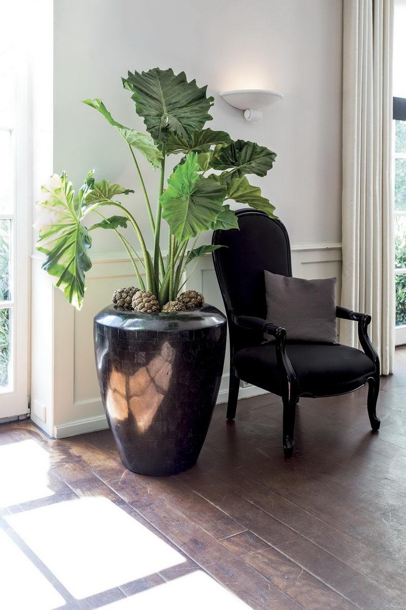 Geo Round Tall Polystone Indoor Planter