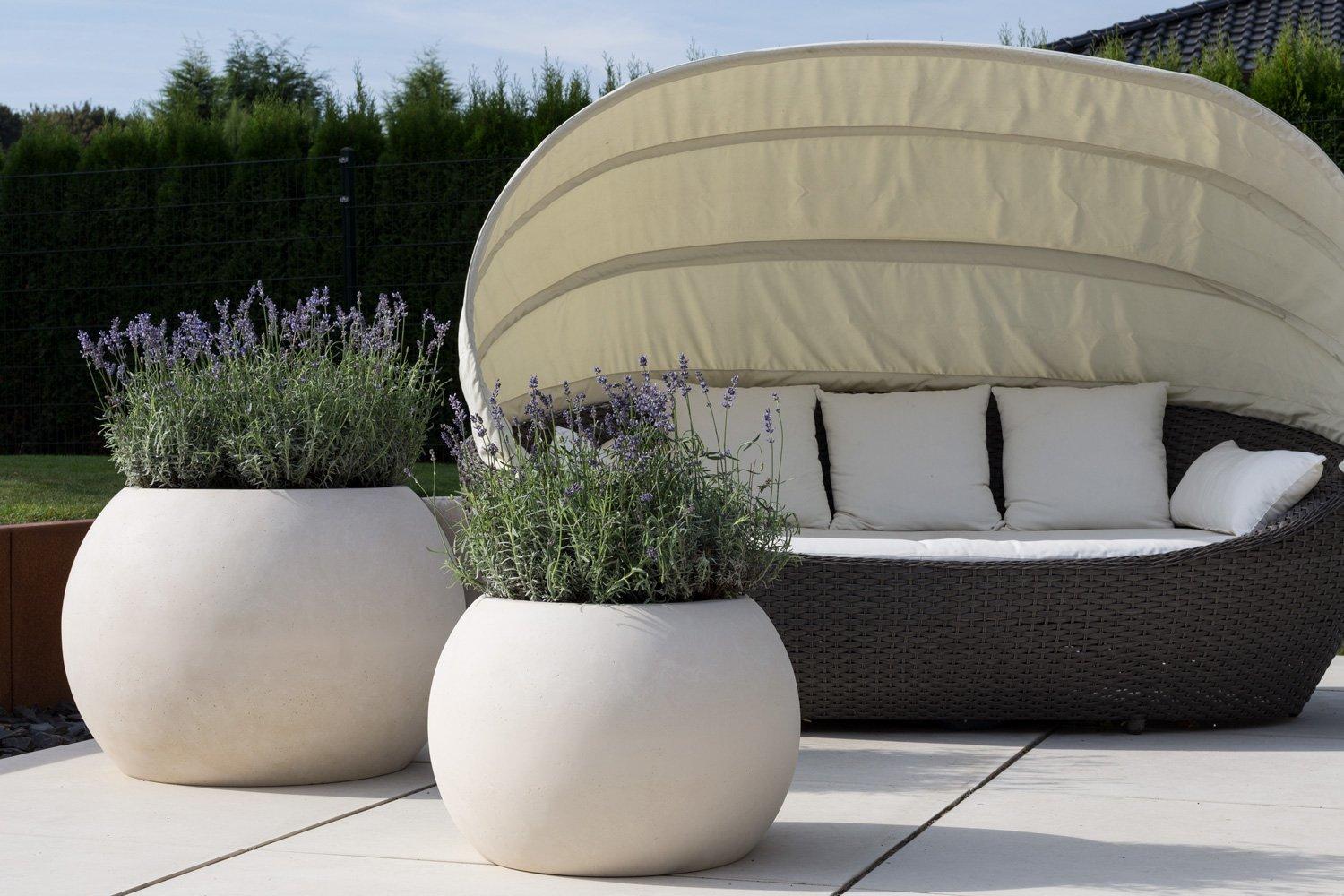 POLYSTONE GLOBE Outdoor Planter