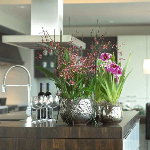 Luxury Ancient Chrome Round Polystone Indoor Planter