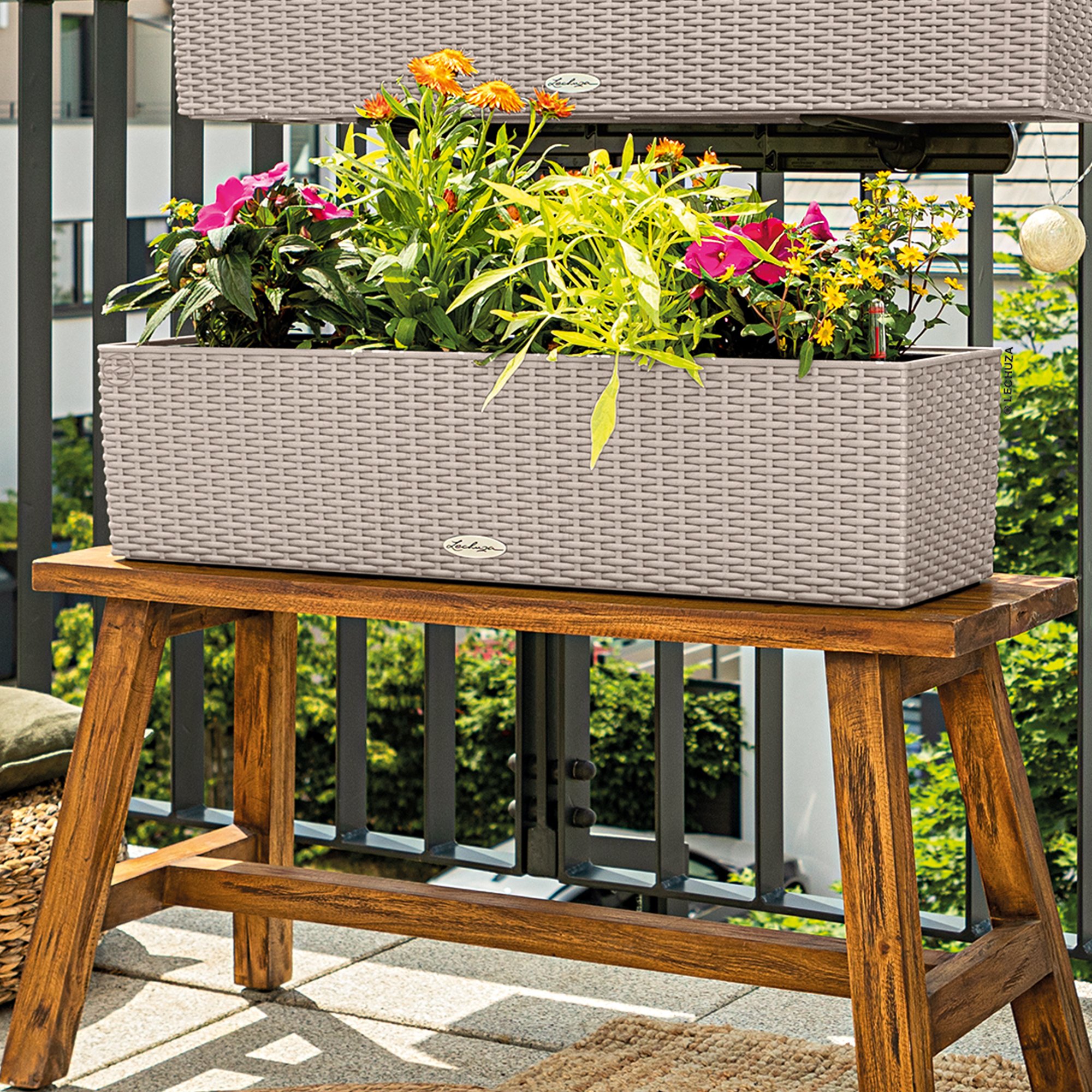 LECHUZA BALCONERA Cottage Trough Poly Resin Self-watering Planter