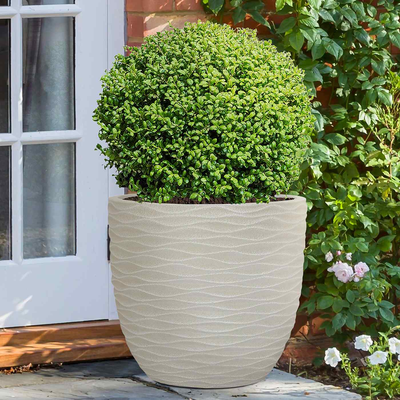 IDEALIST Lite Wave Style Outdoor Egg Planter