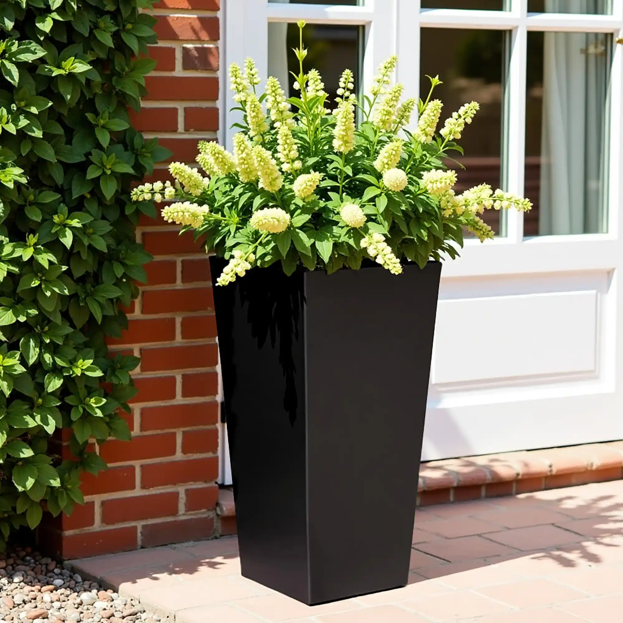 IDEALIST Lite Tall Tapered Contemporary Light Concrete Planter