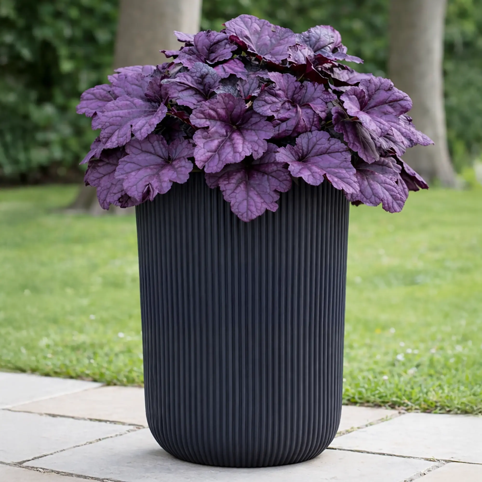 IDEALIST Lite Ribbed Cylinder Outdoor Planter