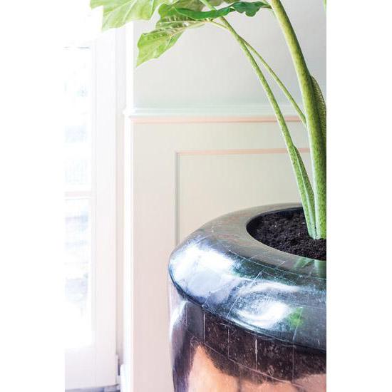 Geo Round Tall Polystone Indoor Planter