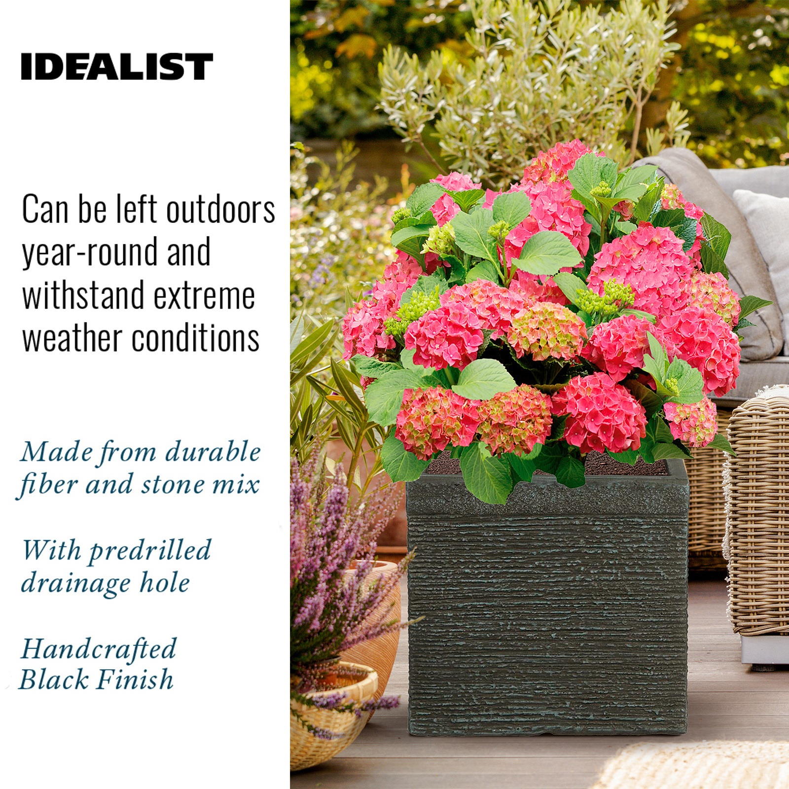 IDEALIST Lite Ribbed Light Concrete Square Planter