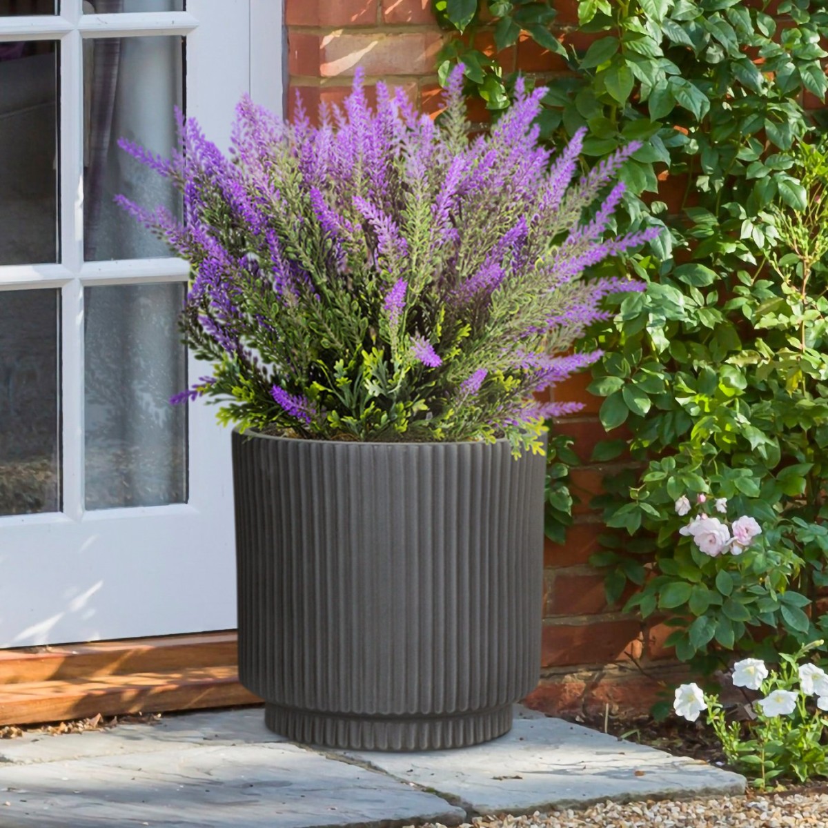 IDEALIST Lite Vertical Ribbed Cylinder Outdoor Planter