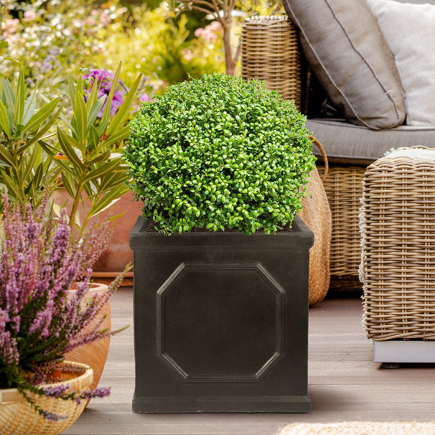IDEALIST Lite Faux Lead Chelsea Box Square Light Concrete Planter