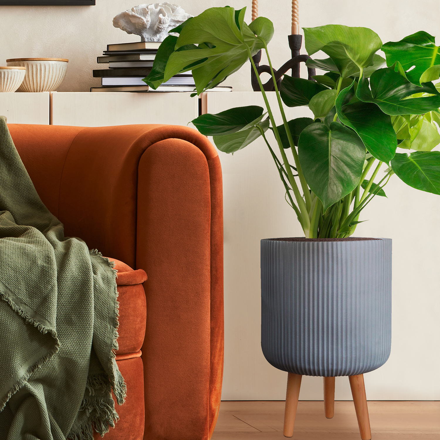 IDEALIST Lite Ribbed Cylinder Planter on Legs, Round Pot Plant Stand Indoor