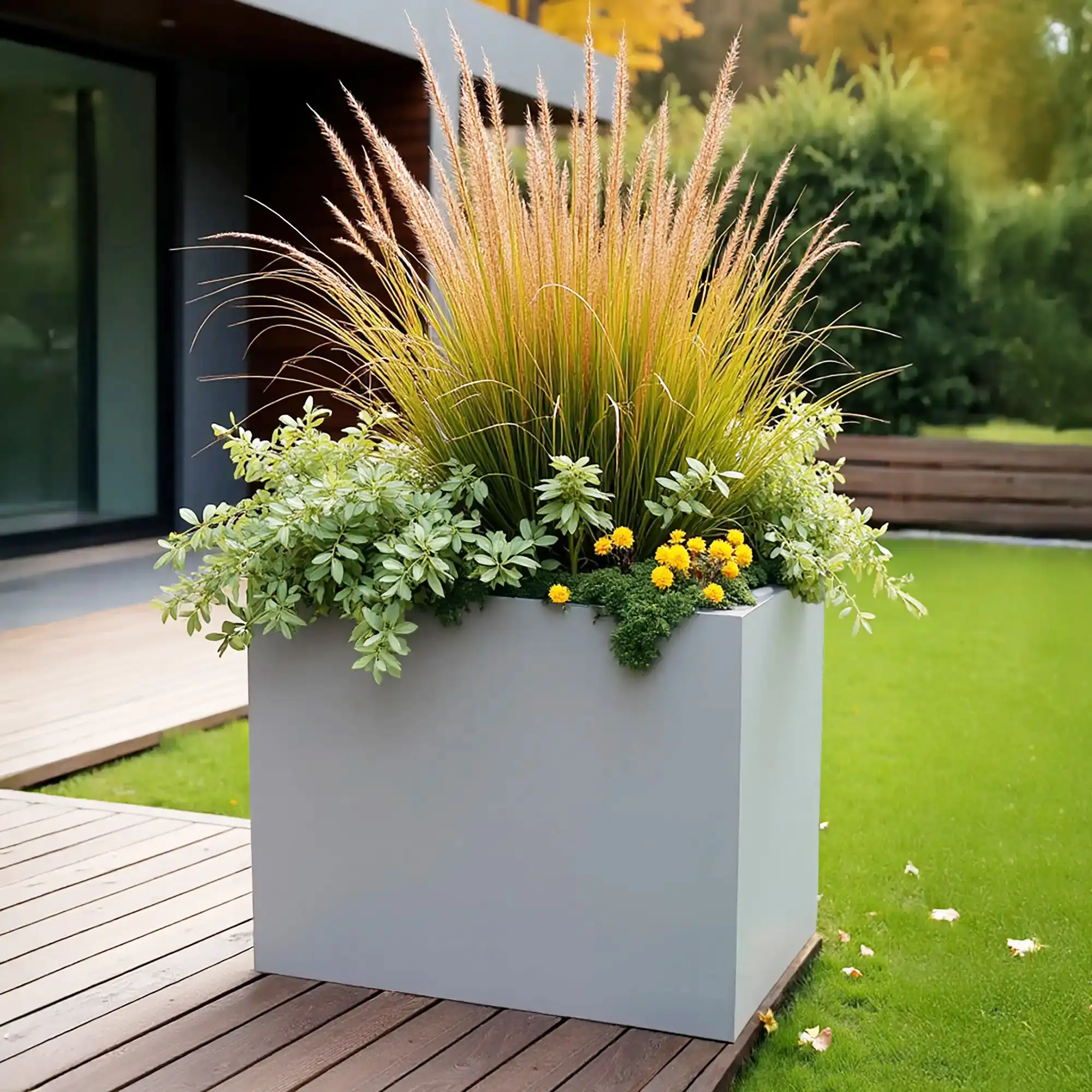 IDEALIST Lite Contemporary Light Concrete Trough Planter