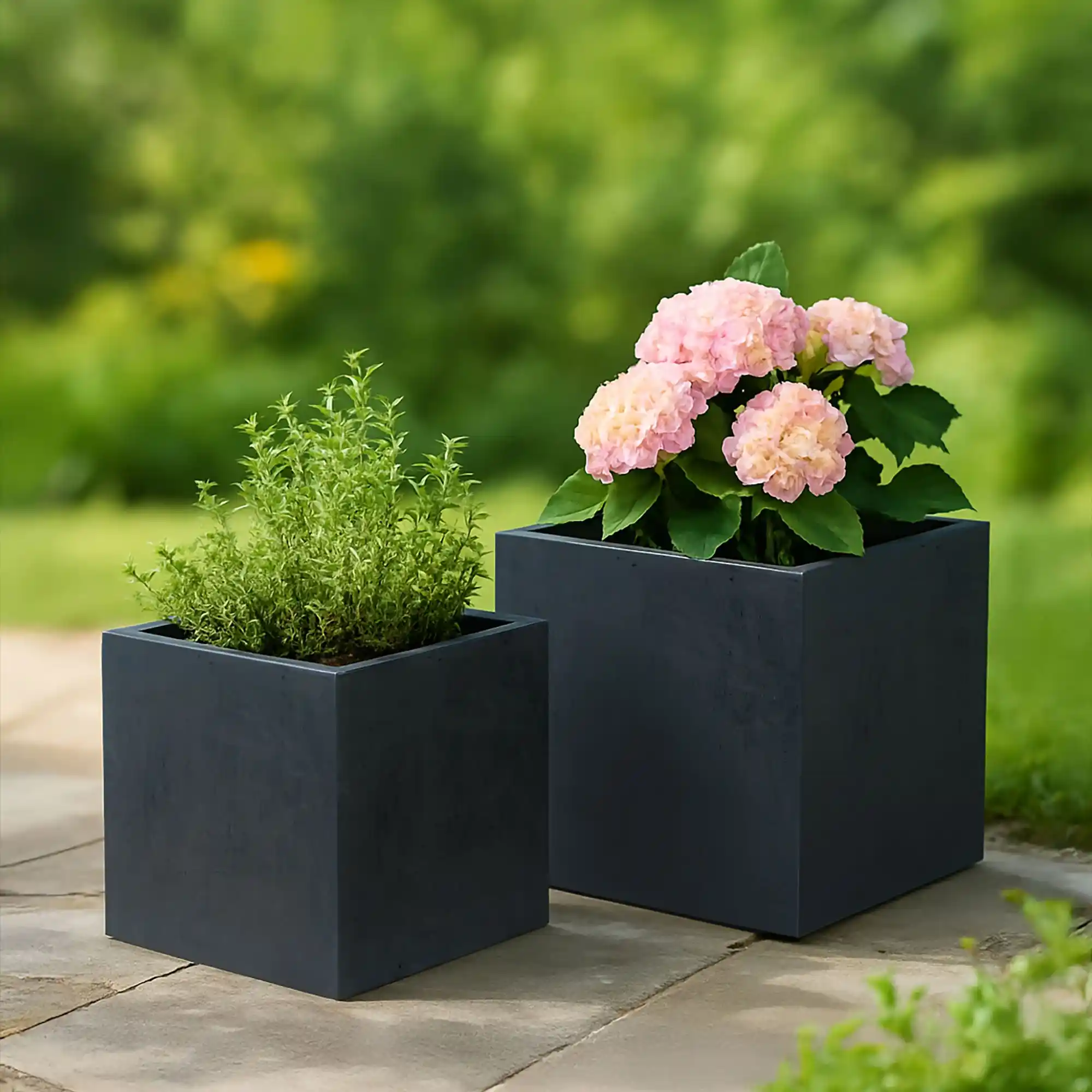 IDEALIST Lite Square Box Contemporary Light Concrete Planter