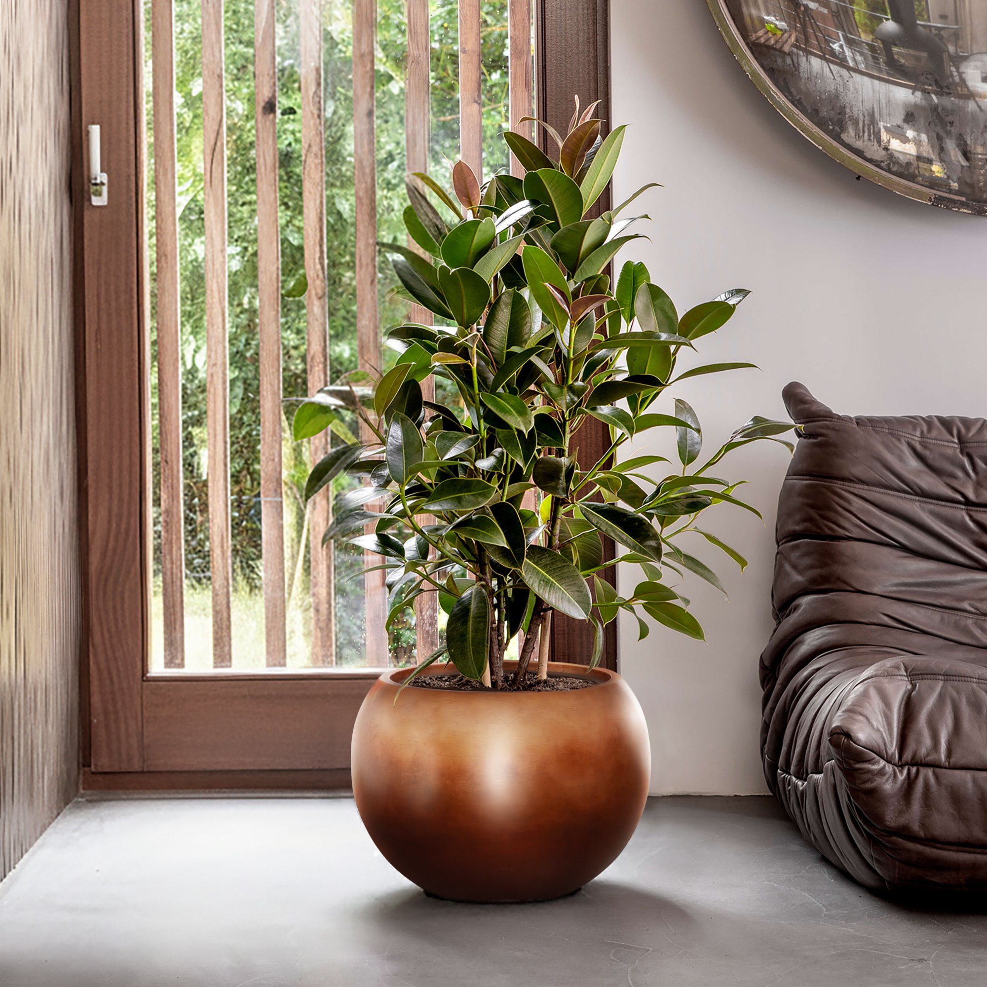 Metallic Couple Round Indoor Planter