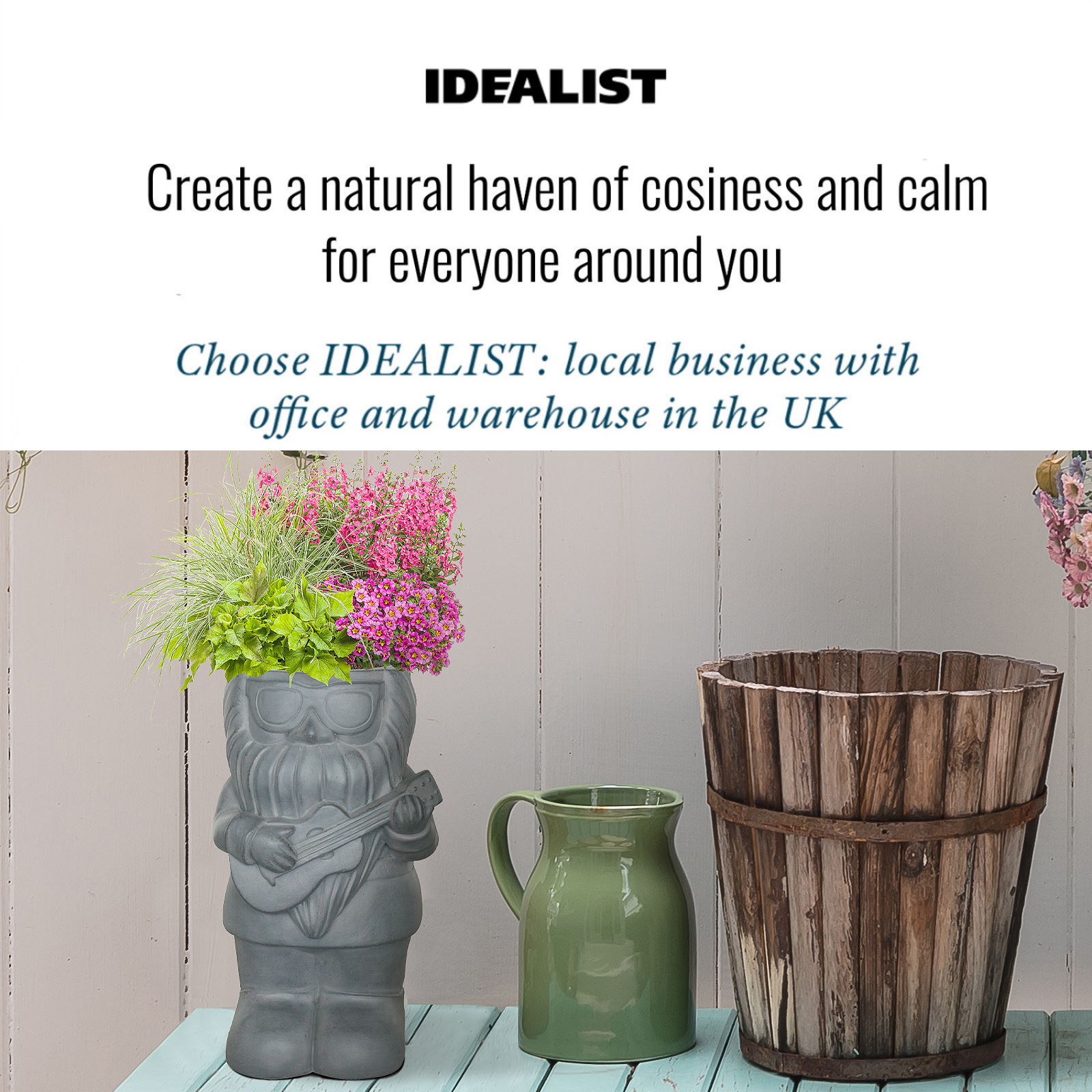 IDEALIST Lite Gnome with a Guitar Oval Plant Pot Outdoor