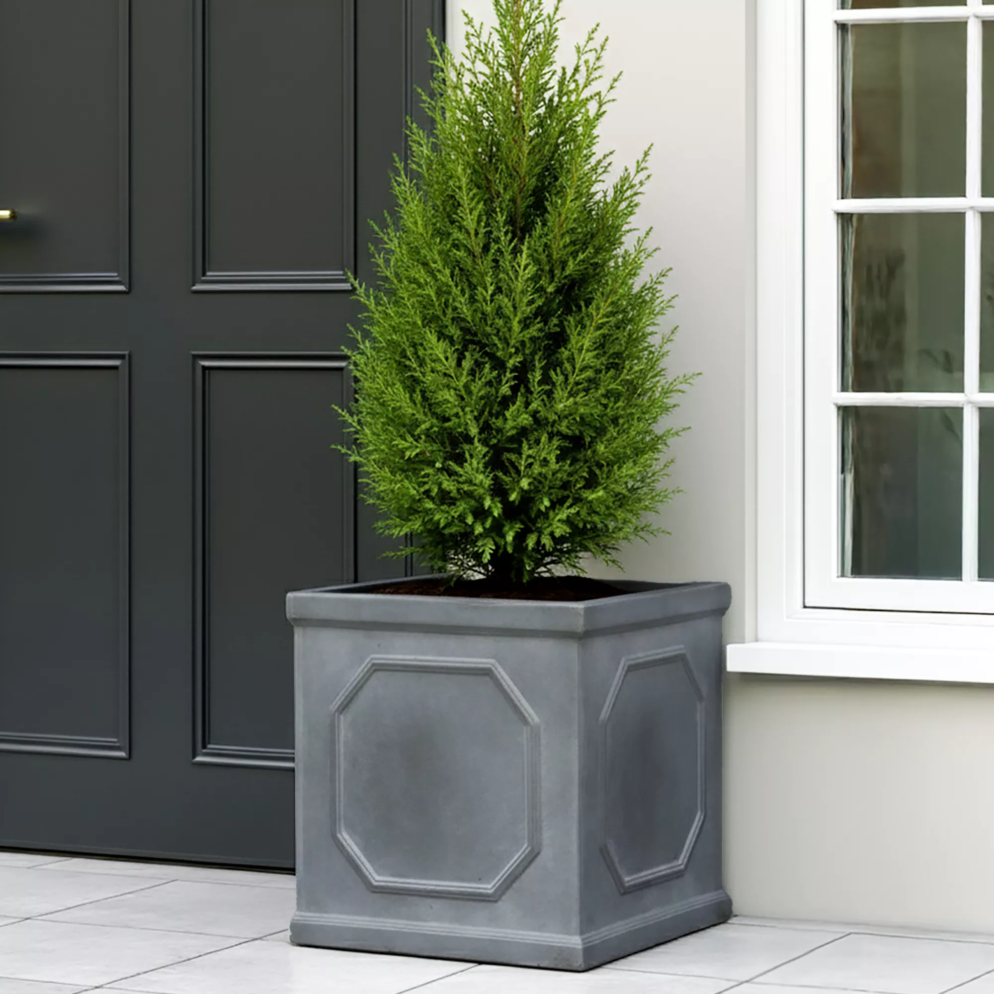 IDEALIST Lite Faux Lead Chelsea Box Square Light Concrete Planter