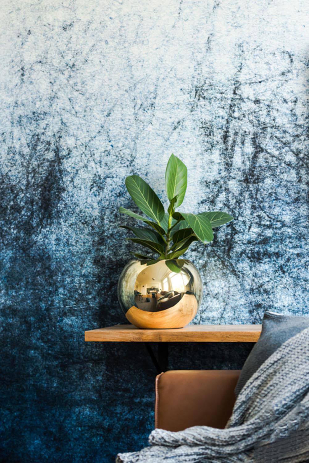 Round Fiberstone Planter by Idealist Premium BETH Glossy