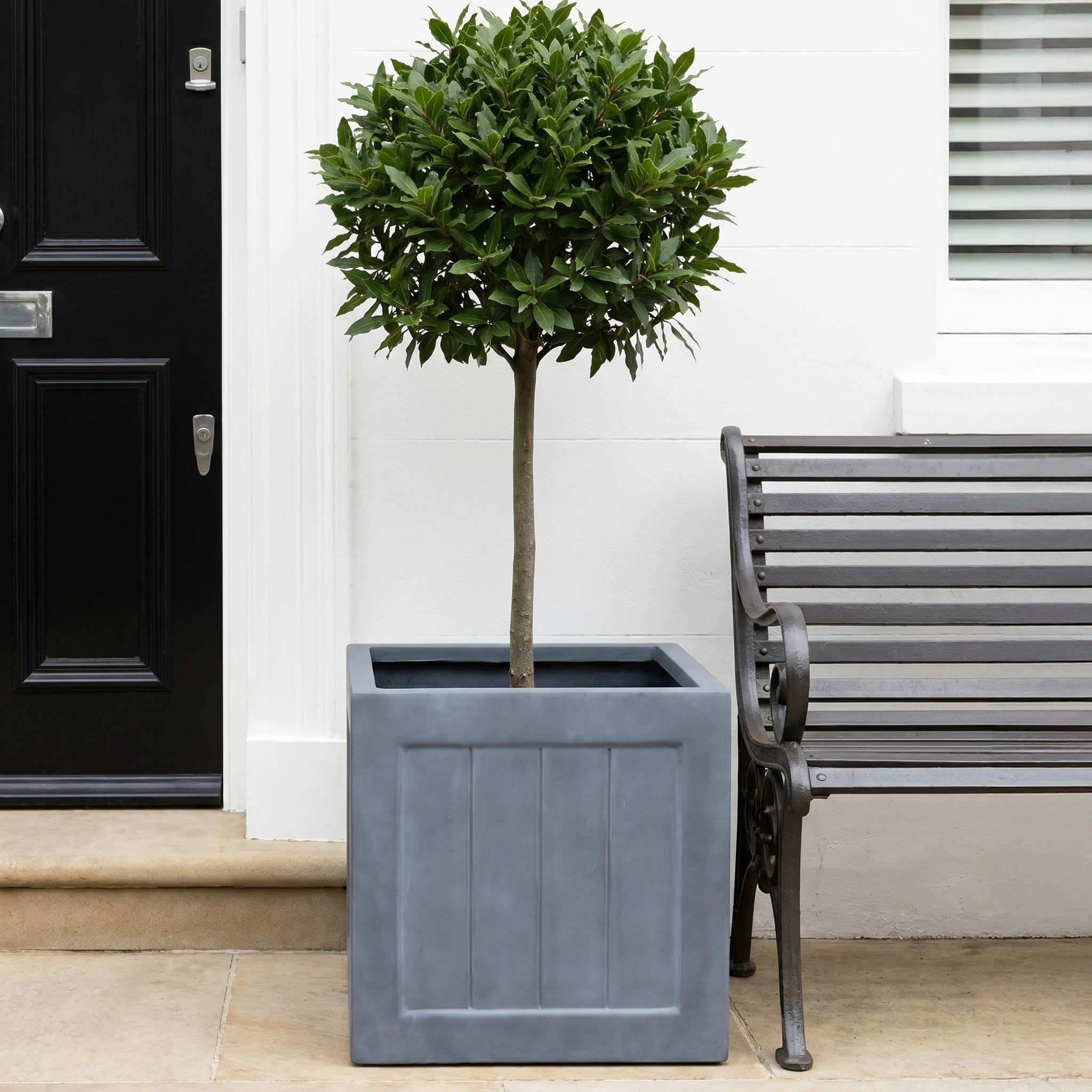 IDEALIST Regency Light Stone Square Garden Planter