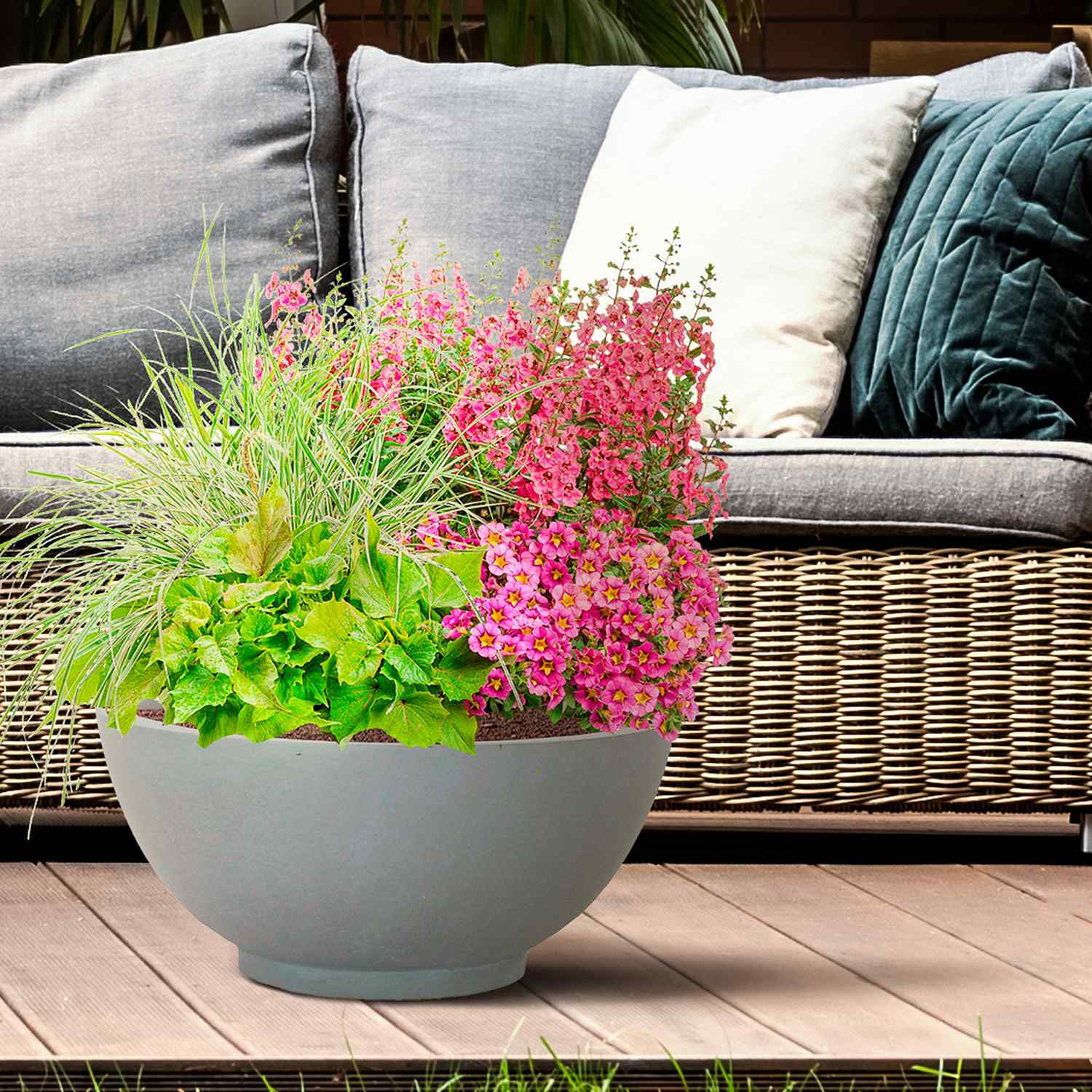 IDEALIST Lite Dish Style Smooth Bowl Outdoor Planter