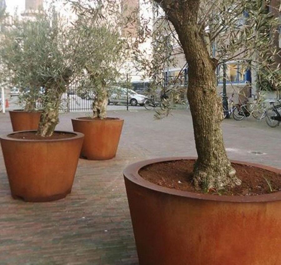 Cado Round Corten Steel Outdoor Planter