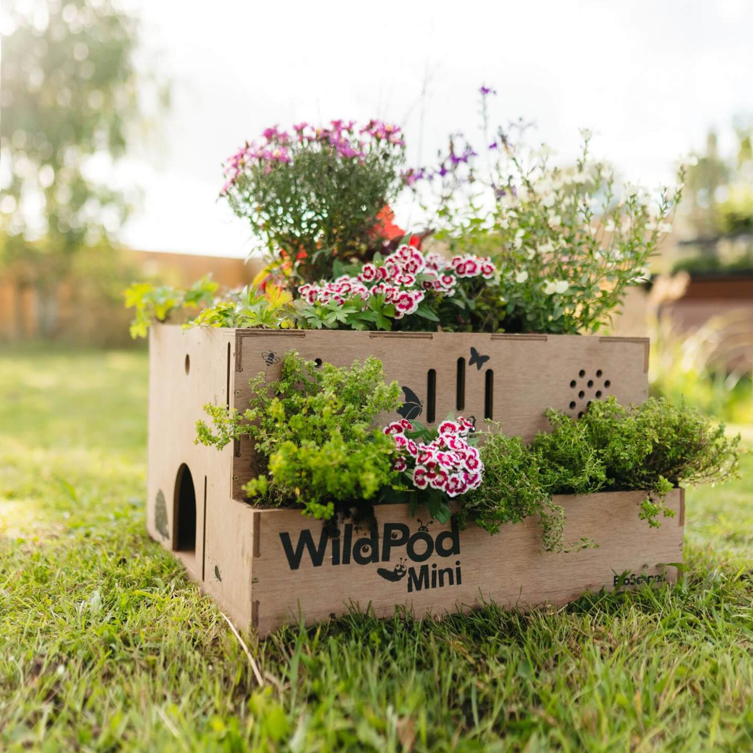WildPod Mini 2-in-1 Outdoor Planter and Wildlife House by Bio Scapes