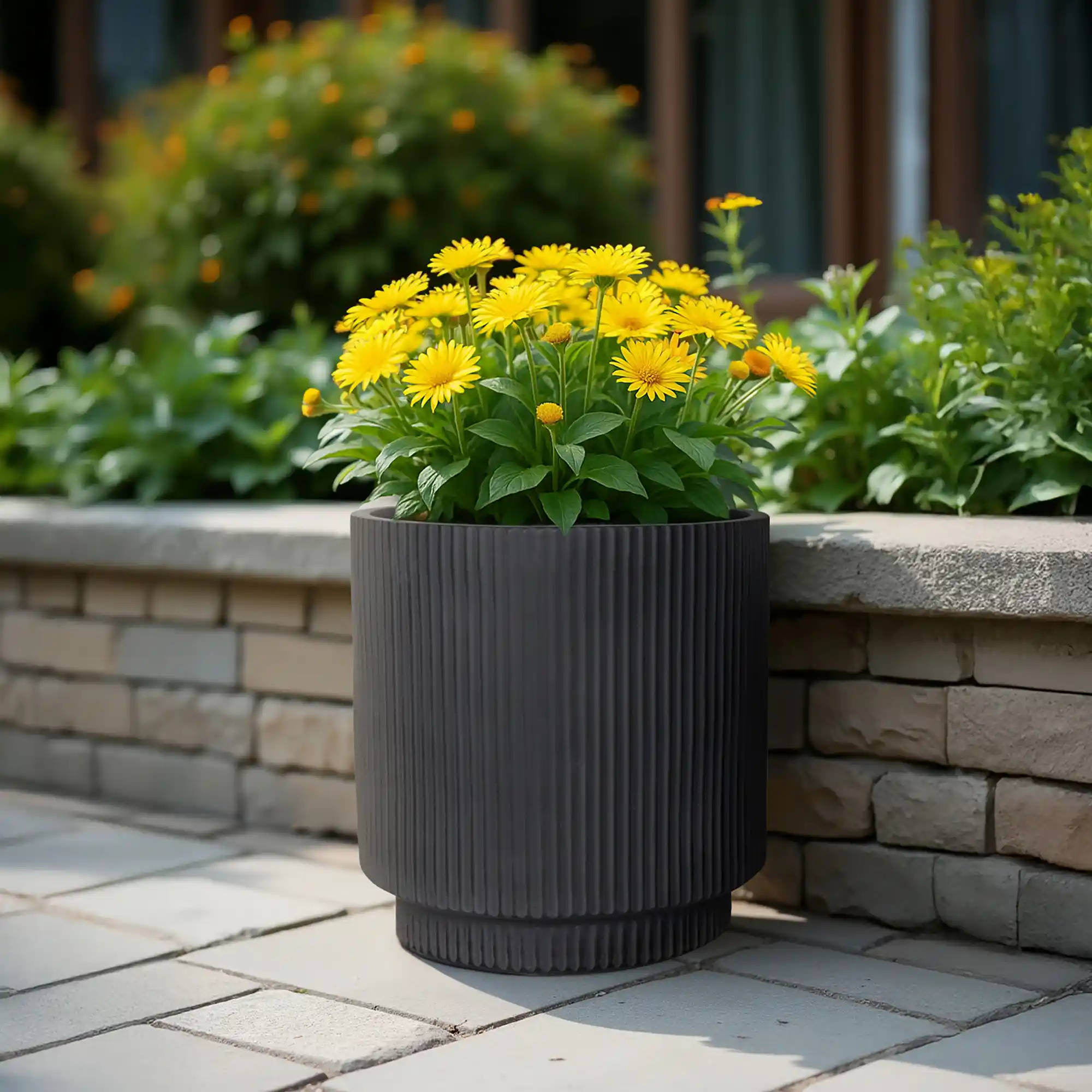 IDEALIST Lite Vertical Ribbed Cylinder Outdoor Planter