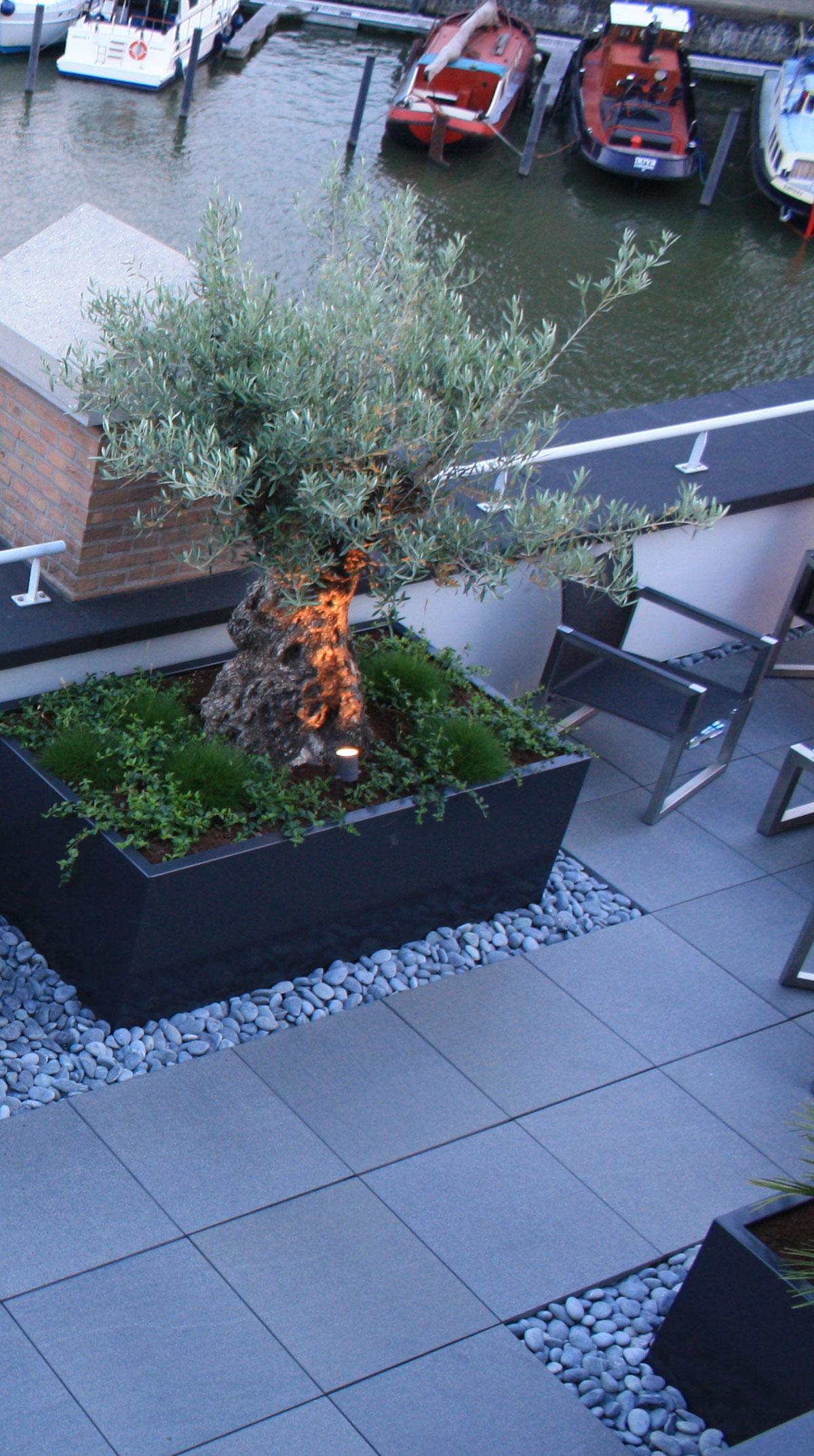 Florida Outdoor Aluminum Trough Planter