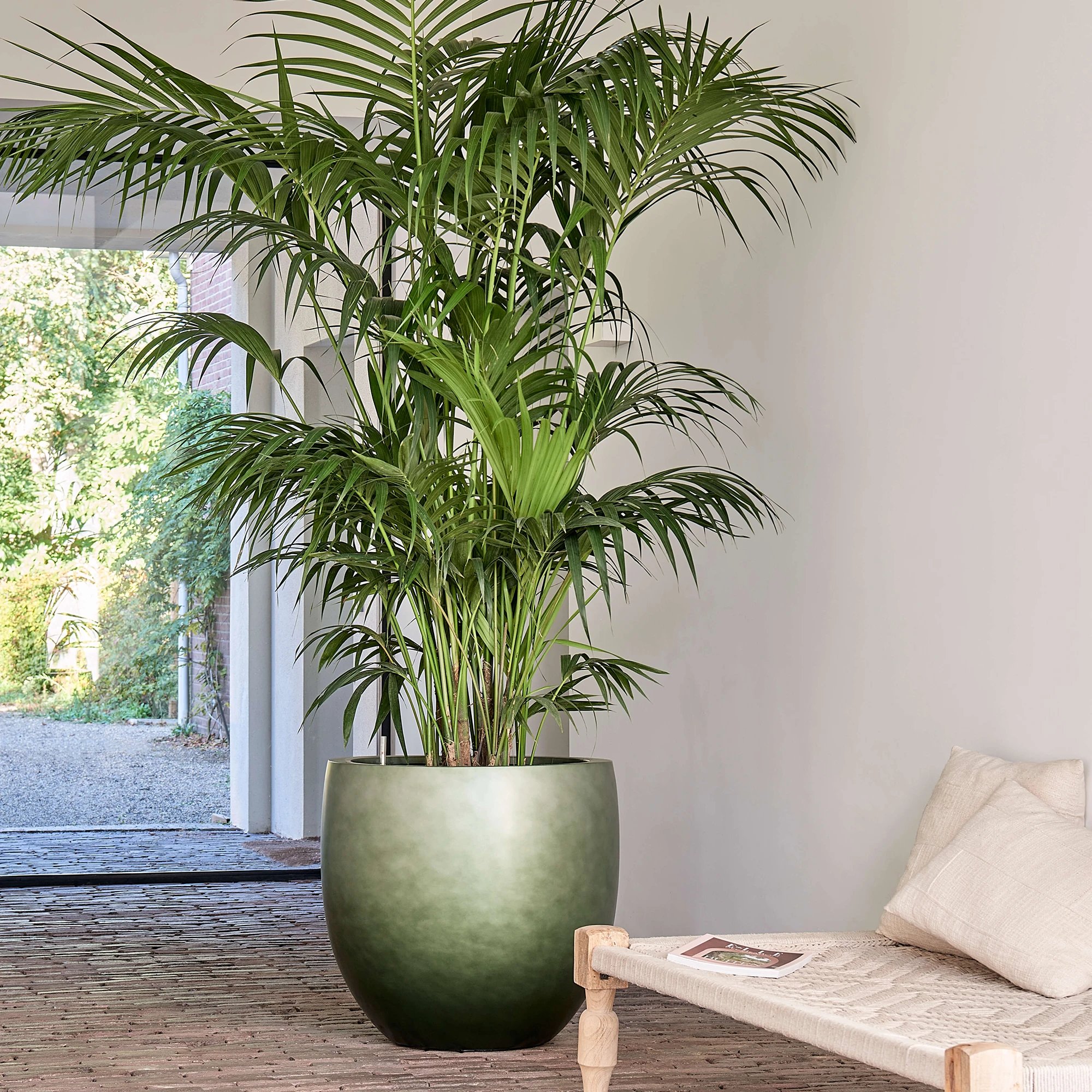 Gradient Large Round Planter | Polyresin Indoor Plant Pot