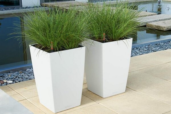 Outdoor garden troughs