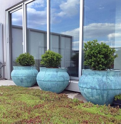 Bell Jar Fiberglass Round Beaten Copper Planter Pot In/Out