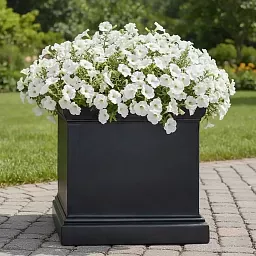 IDEALIST Lite Victorian Box Square Light Stone Outdoor Planter