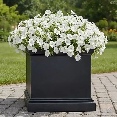 IDEALIST Lite Victorian Box Square Light Stone Outdoor Planter