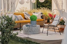 IDEALIST Lite Honeycomb Style Cylinder Round Outdoor Planter