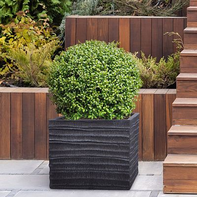 IDEALIST Lite Straw Ribbed Square Outdoor Planter