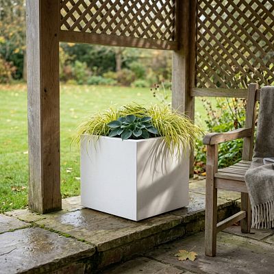IDEALIST Lite Square Box Contemporary Light Concrete Planter