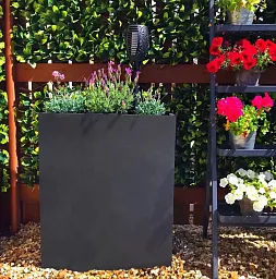 IDEALIST Lite Narrow Contemporary Light Concrete Trough Planter