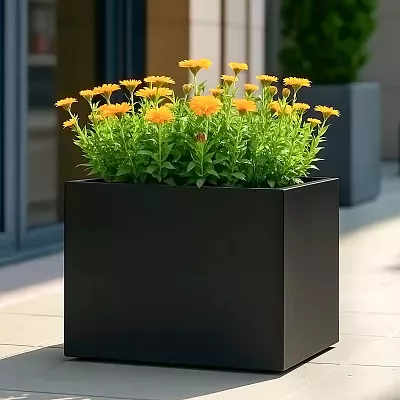 IDEALIST Lite Contemporary Light Concrete Trough Planter