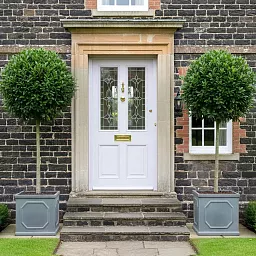 IDEALIST Lite Faux Lead Chelsea Box Square Light Concrete Planter