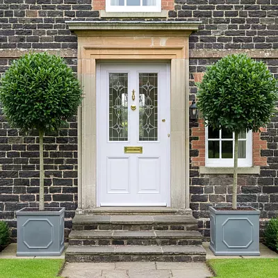 IDEALIST Lite Faux Lead Chelsea Box Square Light Concrete Planter