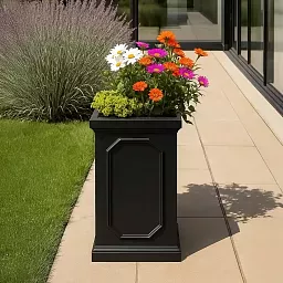 IDEALIST Lite Faux Lead Chelsea Light Concrete Tall Square Planter