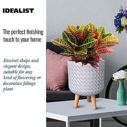 IDEALIST Lite Faceted Effect Planter on Legs